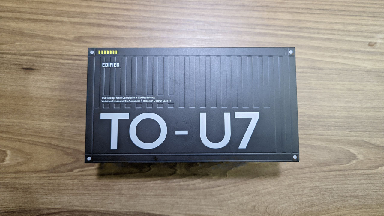 Design da caixa do Edifier To U7 Pro é um contêiner