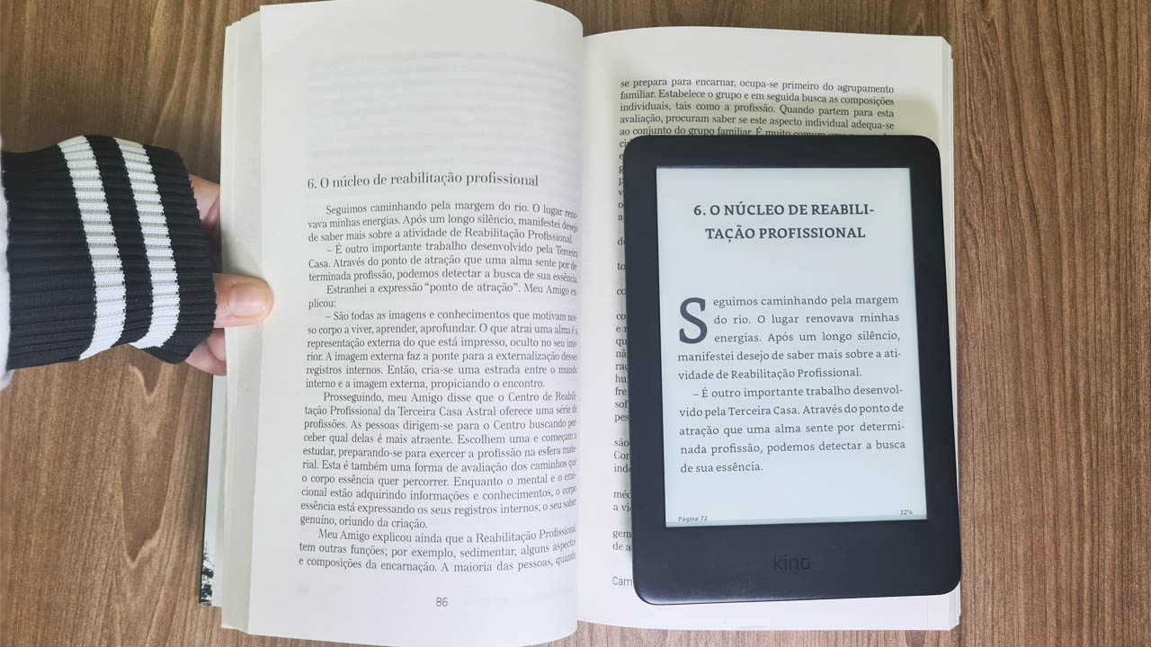 Comparação entre livro físico e livro digital no Kindle 10ª Geração