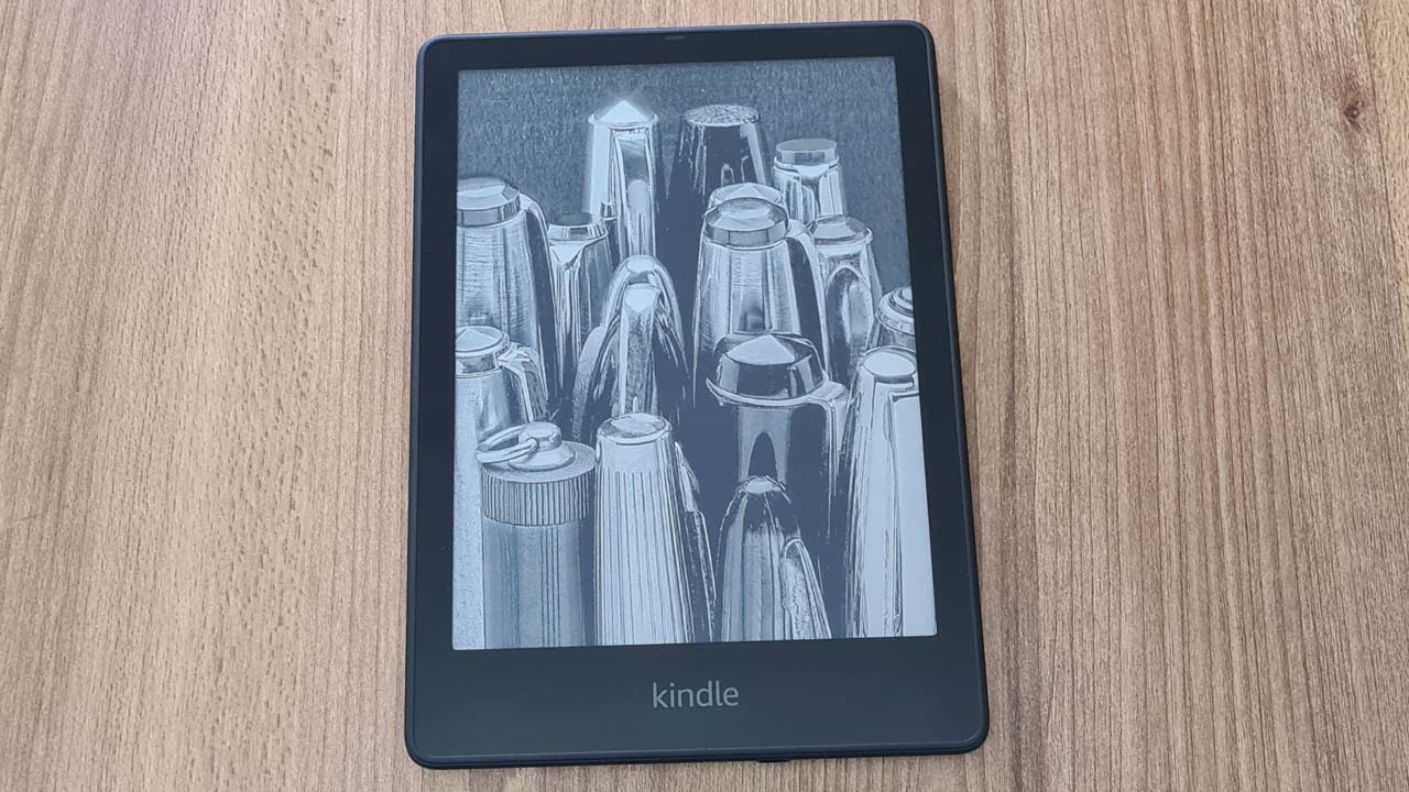 O Kindle Paperwhite Signature Edition tem bordas mais finas e tela de 6,8