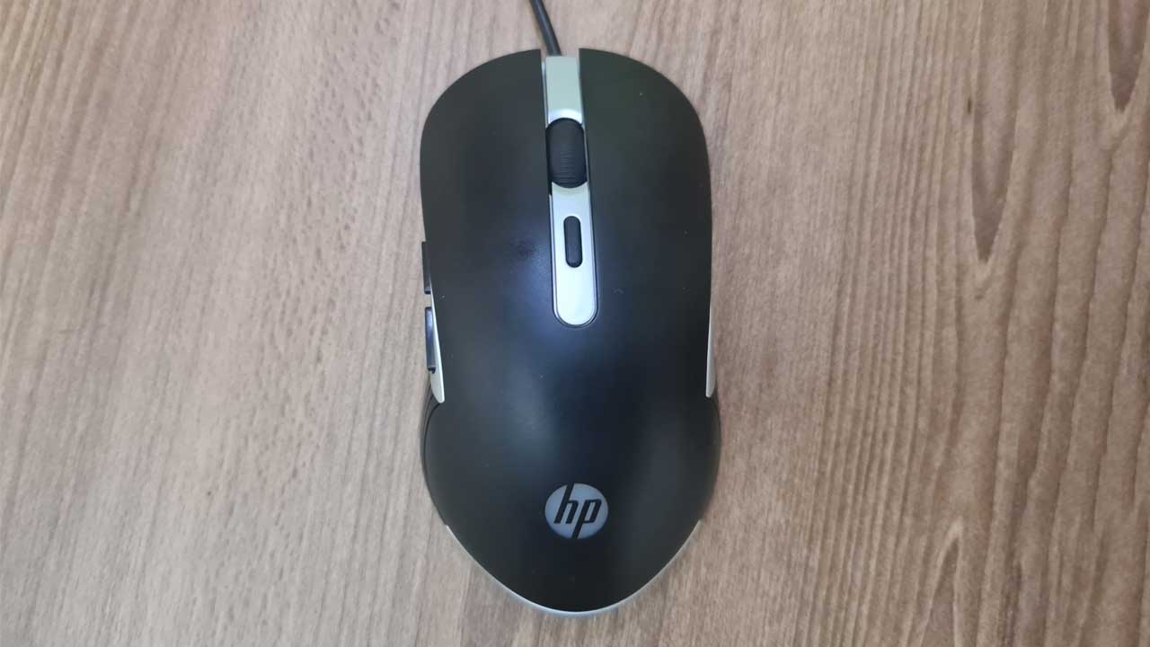 O mouse gamer da HP é ambidestro